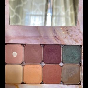 Maskcara eyeshadow in pallet plus one single